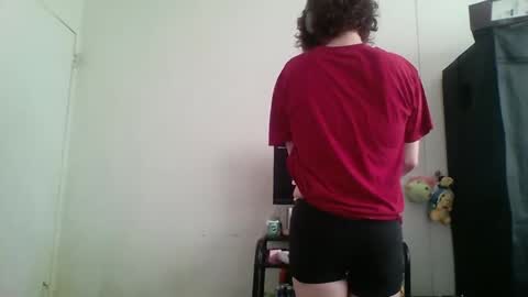 Snapshot of smoothvodka chatting on 26, 10, 2025 Bambi--Vodka online show from 26, 10, 2025