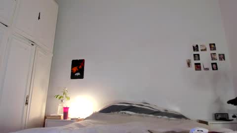   online show from 7, 11, 2025