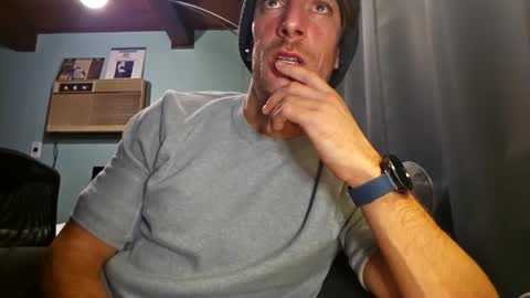 Snackyyyy online show from 17, 2, 2026