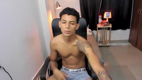 snak_master1 online show from 5, 11, 2025