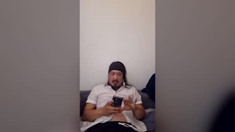 snazeepants online show from 14, 7, 2026