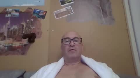 sneakerboy18 online show from 16, 11, 2025