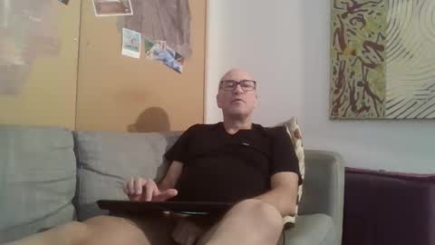 sneakerboy18 online show from 1, 3, 2026