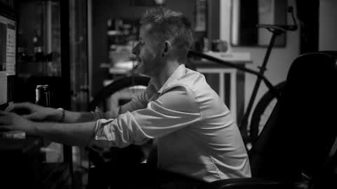 sneaky1985 online show from 22, 2, 2026