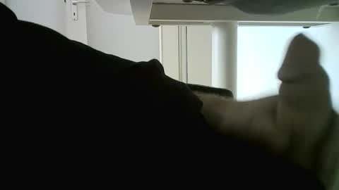 sniper373479 online show from 5, 3, 2026