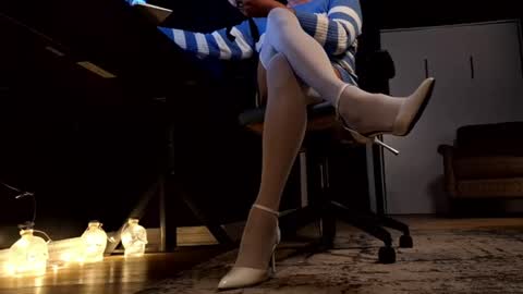 Snapshot of snookieq chatting on 2, 8, 2026 MISS SISSY CHERI online show from 2, 8, 2026