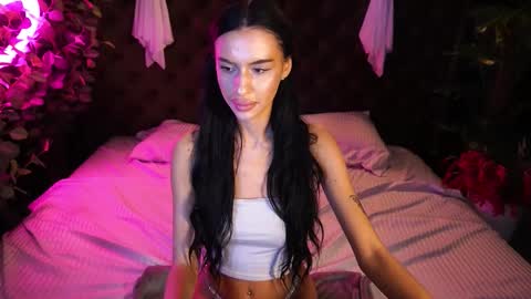 Snapshot of snow_whiteeex chatting on 27, 10, 2025 snow_whiteeex online show from 27, 10, 2025