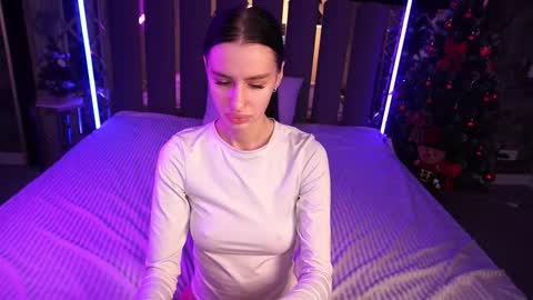 Snapshot of snow_whiteeex chatting on 5, 1, 2026 snow_whiteeex online show from 5, 1, 2026