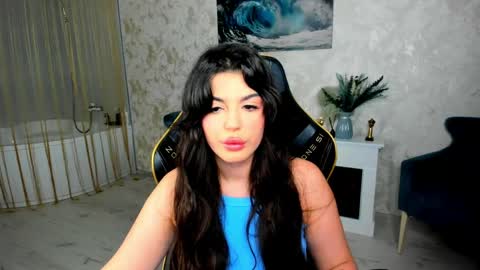 Snapshot of snowingwinter chatting on 28, 5, 2026 snowingwinter online show from 28, 5, 2026
