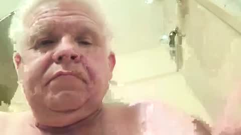 snowman9662 online show from 4, 11, 2025