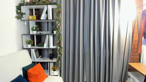 Snapshot of snuggleglow chatting on 7, 2, 2026 Polly online show from 7, 2, 2026