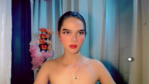Snapshot of soffy_seductivexx chatting on 3, 2, 2026 open for pvt online show from 3, 2, 2026