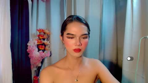 Snapshot of soffy_seductivexx chatting on 4, 2, 2026 open for pvt online show from 4, 2, 2026