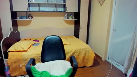 Soffy online show from 4, 4, 2026