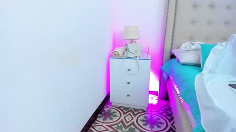 sofhyalove online show from 26, 3, 2026