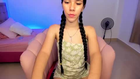 Snapshot of sofi_perezz chatting on 8, 2, 2025 sofi online show from 8, 2, 2025