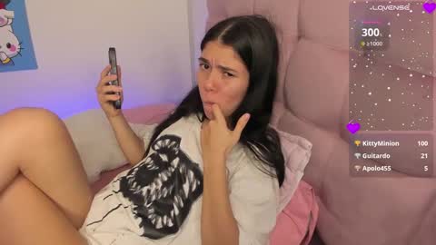 Snapshot of sofi_perezz chatting on 6, 3, 2025 sofi online show from 6, 3, 2025