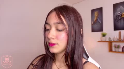 sofia_arango1107 online show from 7, 11, 2025