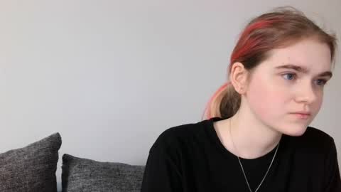 sofia bloomm online show from 18, 6, 2026