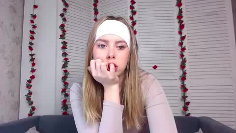 Sofia here online show from 6, 11, 2025