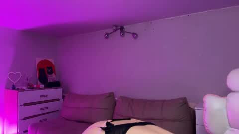 Snapshot of sofia_kenwood_ chatting on 9, 2, 2026 Sofia online show from 9, 2, 2026