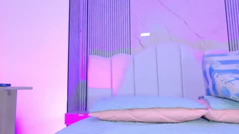 Sofia online show from 15, 4, 2026