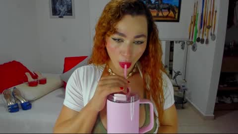 Snapshot of sofiagalvis69 chatting on 1, 2, 2025 Sofi Galvis online show from 1, 2, 2025