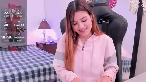Snapshot of sofiarouge_ chatting on 12, 3, 2025 Sofia Help me reach 5K followers online show from 12, 3, 2025