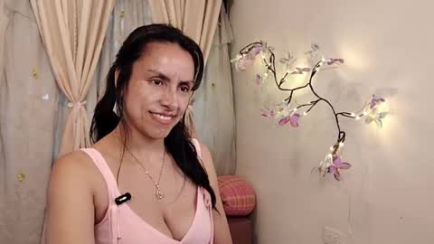 Sofi Bella online show from 14, 4, 2026