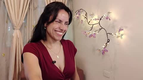 Sofi Bella online show from 16, 5, 2026