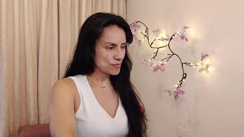 Sofi Bella online show from 25, 5, 2026