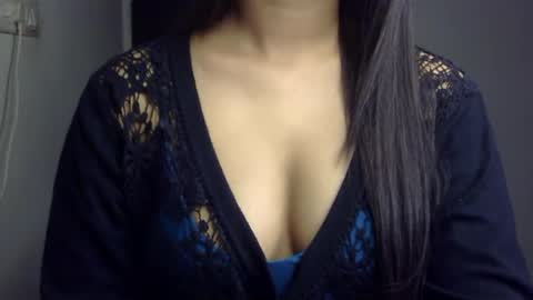 Snapshot of sofie_diva chatting on 6, 3, 2025 divya online show from 6, 3, 2025