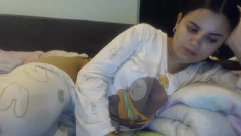 Snapshot of sofigarcia17 chatting on 6, 10, 2025 sofi online show from 6, 10, 2025