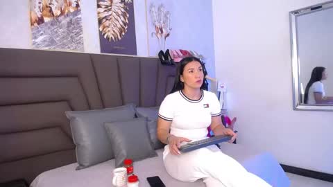      online show from 18, 5, 2026