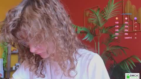 Snapshot of soft_animal chatting on 3, 2, 2026 E online show from 3, 2, 2026