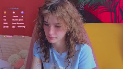 Snapshot of soft_animal chatting on 18, 2, 2026 E online show from 18, 2, 2026