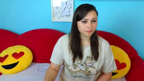 Snapshot of soft_lilly chatting on 17, 11, 2025 Lilly online show from 17, 11, 2025