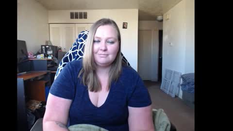 Snapshot of softerpeaches chatting on 9, 1, 2025 Rose online show from 9, 1, 2025