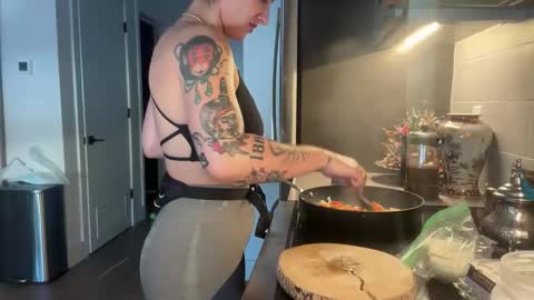 Soft Heat Maria online show from 15, 12, 2025