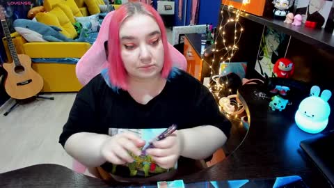 Snapshot of softie_sofy chatting on 6, 2, 2025 Sofie online show from 6, 2, 2025