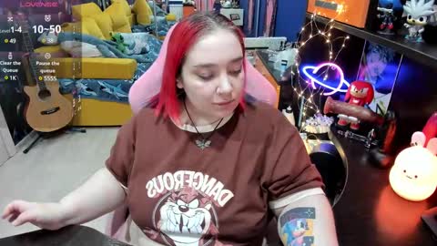 Snapshot of softie_sofy chatting on 12, 3, 2025 Sofie online show from 12, 3, 2025