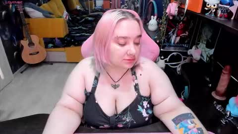Snapshot of softie_sofy chatting on 17, 9, 2025 Sofie online show from 17, 9, 2025