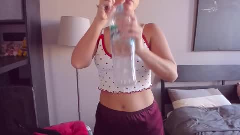 Emily online show from 17, 10, 2025