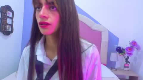 sofy_durand online show from 15, 4, 2026