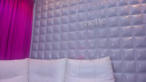 Snapshot of sol_angel7 chatting on 15, 12, 2025 SOL ANGEL online show from 15, 12, 2025