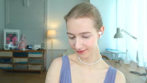 Bella online show from 26, 1, 2025