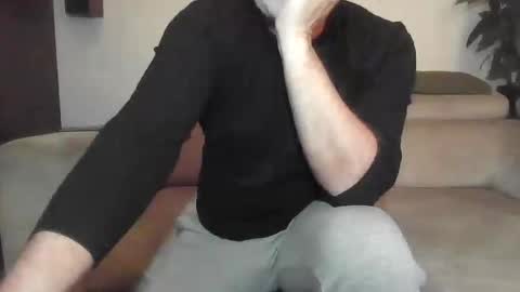 Sole Obedient online show from 25, 11, 2025