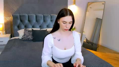 Snapshot of sonataray chatting on 8, 2, 2026 Catherine online show from 8, 2, 2026