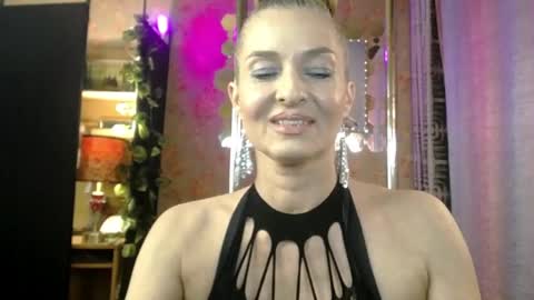 Sonia online show from 13, 5, 2026