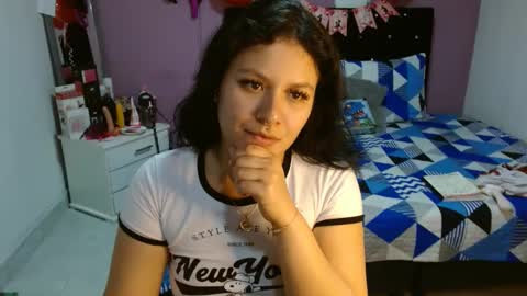 sonialatin69 online show from 13, 2, 2025